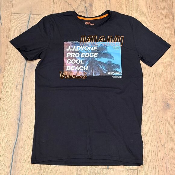 Other - Mens T-Shirt Miami